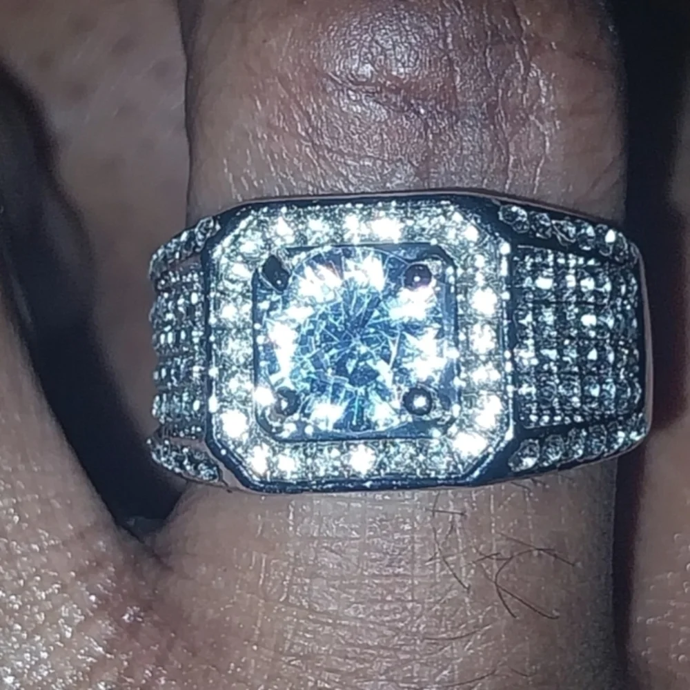 Glamorous Silver Statement Ring with Sparkling Centerpiece